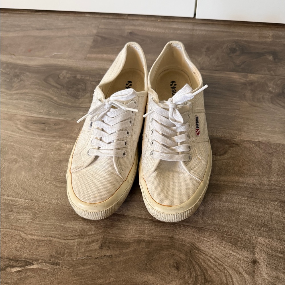 Superga Sneakers